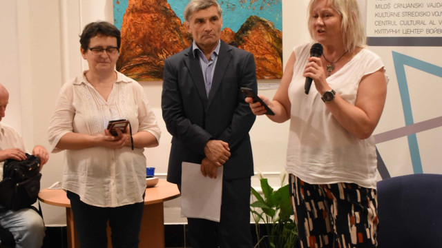 Поетско вече